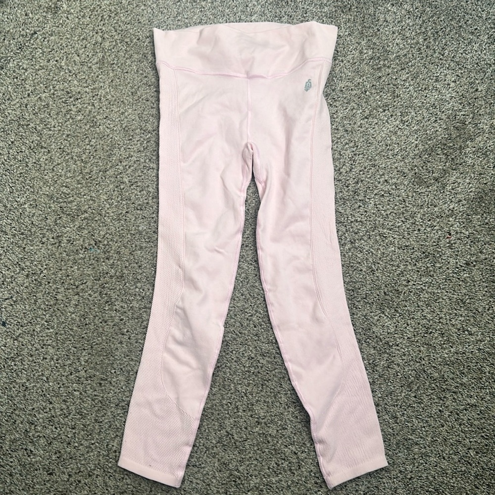 Free people movement pink seamless ribed side high rise leggings size 1 M